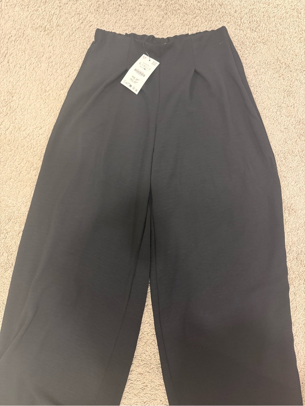 NWT ZARA- Women’s Black Wide-Leg Pants - Picture 2 of 3